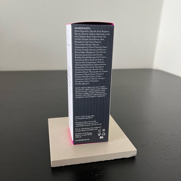 BINB Drunk Elephant
TLC Framboos™ Glycolic Exfoliating Serum 30ml - Picture 7 of 13